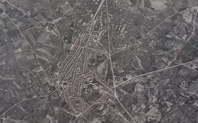 Información sobre Zarza la Mayor en la Guía de Cáceres y su provincia escrita por Julio Rosa Roque con datos de 1951