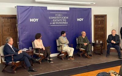 FORO CONSTITUCIÓN Y ESTATUTO DE AUTONOMÍA