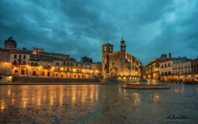 EXTENSO, MONUMENTAL Y POPULOSO ESPACIO. PLAZA MAYOR DE TRUJILLO