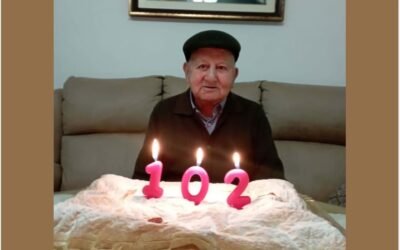 102 cumpleaños de Teófilo Sánchez Vaquero