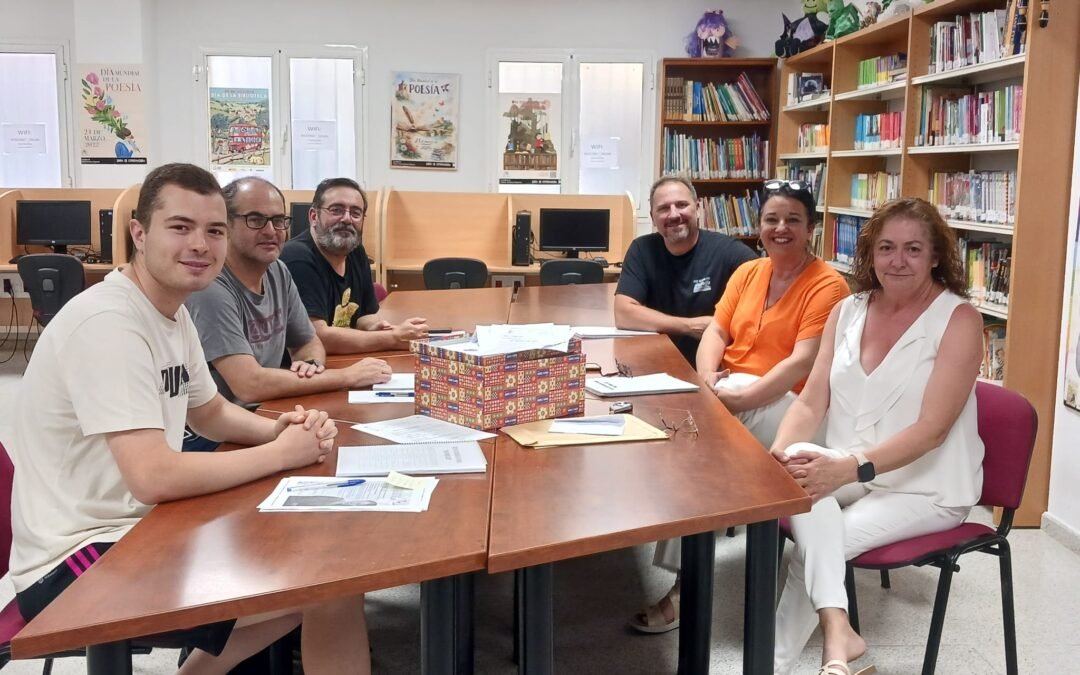 Manuel Lupo Tapia gana el 41 Certamen de Poesía de San Pedro 2026 con “La tragedia violeta”