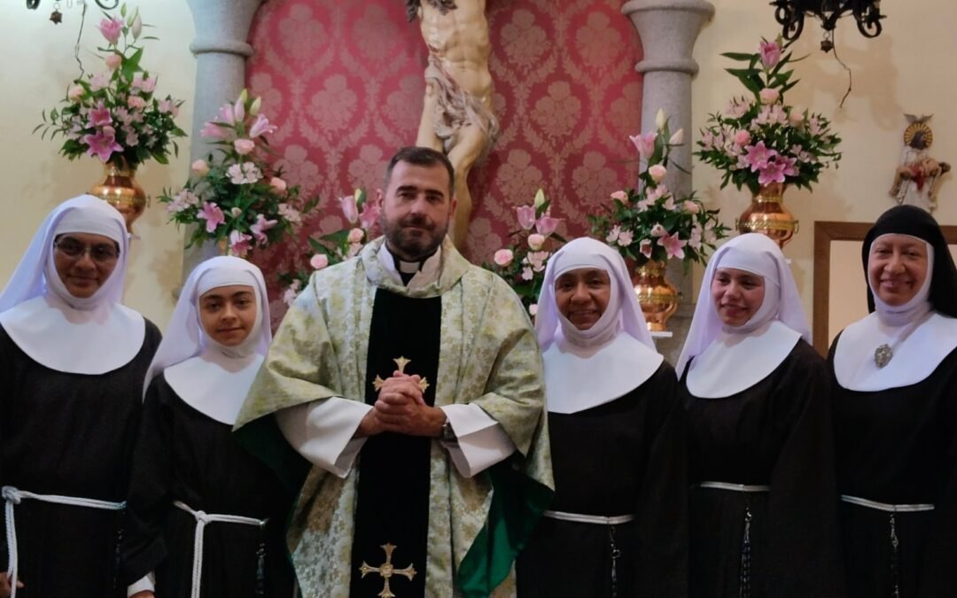 Toma de hábitos en el convento de las clarisas de Montijo