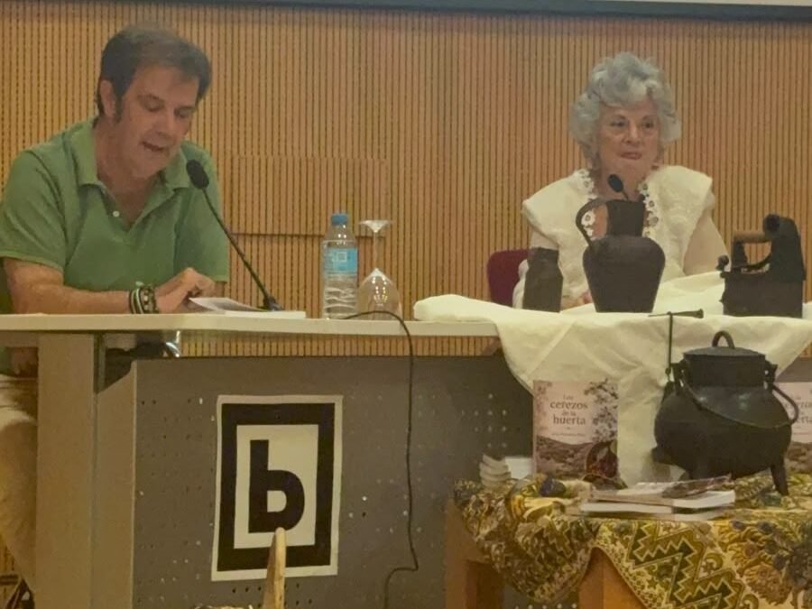 «LOS CEREZOS DE LA HUERTA» DE ELVIRA SANTAMARÍA PÉREZ
