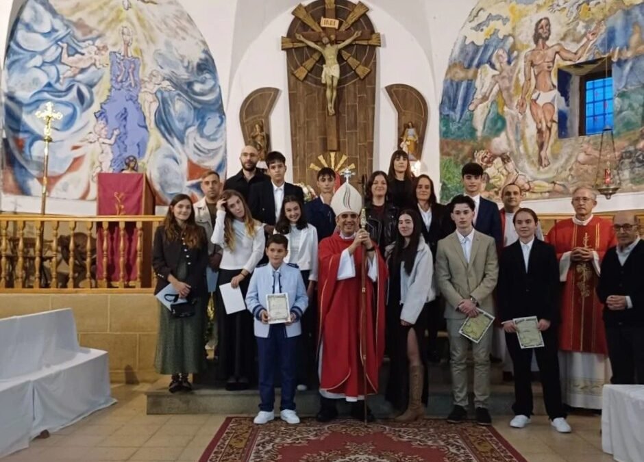 SACRAMENTO DE LA CONFIRMACIÓN EN VALDASTILLAS